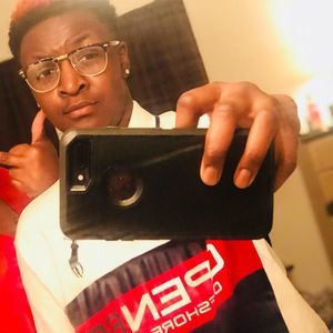 Meet your Posher, Kendra